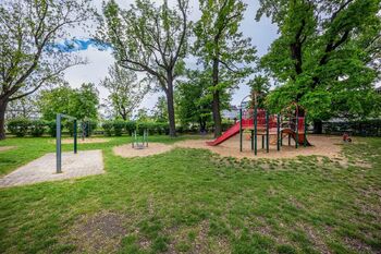 Hřiště - Prodej bytu 3+kk v osobním vlastnictví 65 m², Praha 5 - Smíchov