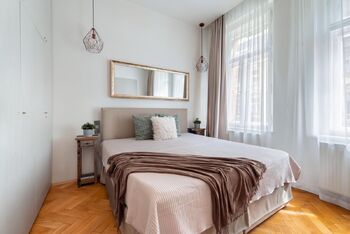 Ložnice. - Prodej bytu 2+1 v osobním vlastnictví 64 m², Praha 1 - Nové Město