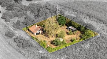 Prodej pozemku 1795 m², Tišnov