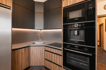 Kuchyňská linka - Prodej bytu 2+kk v osobním vlastnictví 70 m², Praha 9 - Letňany