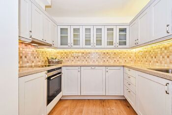 kuchyně - Pronájem bytu 3+kk v osobním vlastnictví 91 m², Praha 7 - Troja