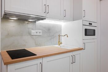 Prodej bytu 2+kk v osobním vlastnictví 22 m², Praha 6 - Břevnov