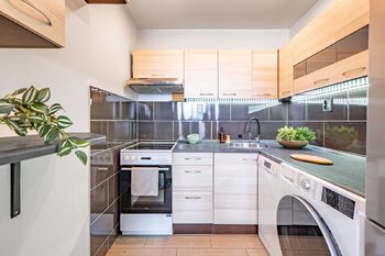 Prodej bytu 2+kk v osobním vlastnictví 45 m², Praha 9 - Letňany