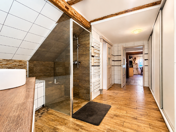 koupelna - Pronájem bytu 4+kk v osobním vlastnictví 129 m², Děčín