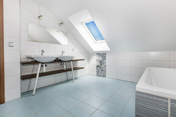 Prodej domu 142 m², Srubec