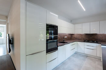 Prodej bytu 2+kk v osobním vlastnictví 52 m², Praha 10 - Záběhlice