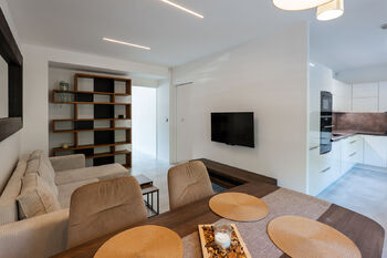 Prodej bytu 2+kk v osobním vlastnictví 52 m², Praha 10 - Záběhlice
