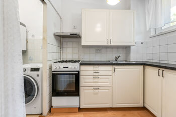 Prodej bytu 1+1 v osobním vlastnictví 33 m², Praha 4 - Krč