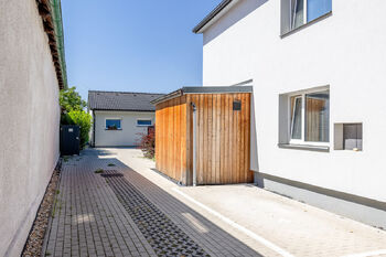 Pronájem domu 99 m², Zeleneč