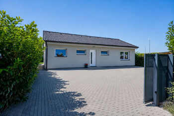 Pronájem domu 99 m², Zeleneč