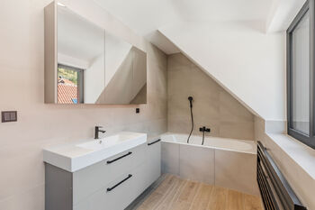 2NP - Prodej bytu 4+kk v osobním vlastnictví 144 m², Beroun