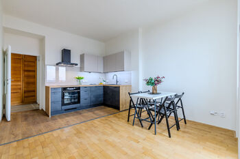 Pronájem bytu 2+kk v osobním vlastnictví 55 m², Praha 3 - Vinohrady