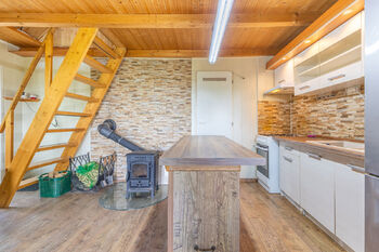 kuchyně - Prodej chaty / chalupy 52 m², Chbany