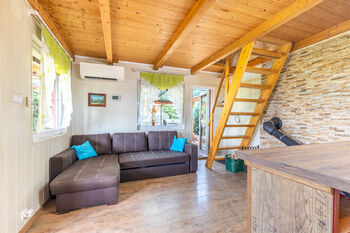obývák - Prodej chaty / chalupy 52 m², Chbany