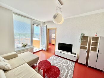 Pronájem bytu 2+kk v osobním vlastnictví 50 m², Praha 8 - Troja