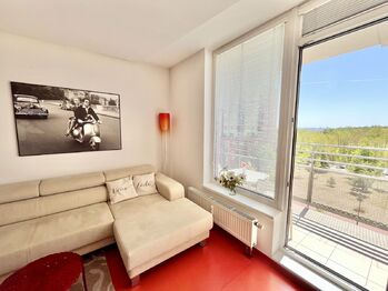 Pronájem bytu 2+kk v osobním vlastnictví 50 m², Praha 8 - Troja