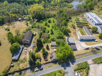 Prodej pozemku 7711 m², Týnec nad Labem