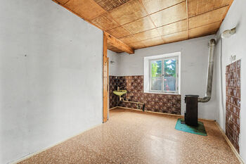 Prodej pozemku 7711 m², Týnec nad Labem