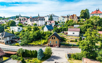 Dům a jeho blízké okolí - Prodej domu 130 m², Český Dub 