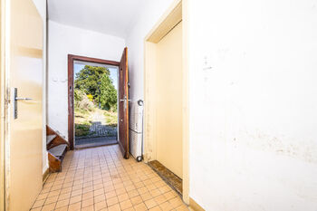 Vstupní chodba - Prodej domu 130 m², Český Dub