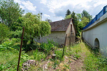 Prodej pozemku 1086 m², Malešov