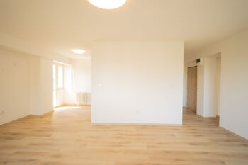 Pronájem bytu 2+kk v družstevním vlastnictví 55 m², Ostrava