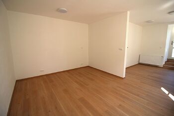 Pronájem bytu 1+kk v osobním vlastnictví 32 m², Chrastava