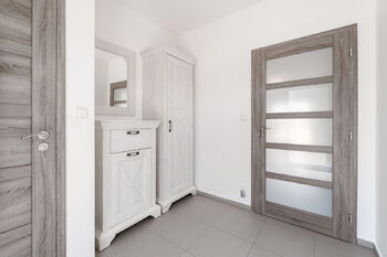 Pronájem domu 110 m², Bašť
