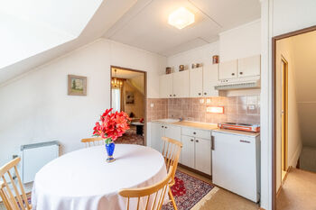 Kuchyň v podkroví - Prodej domu 170 m², Jesenice