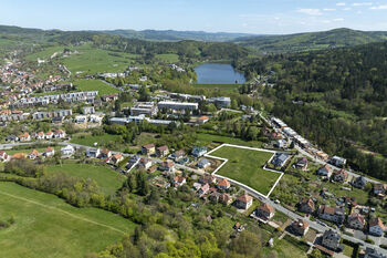 Prodej pozemku 5624 m², Pozlovice