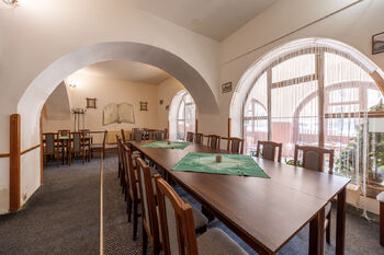 Pronájem restaurace 500 m², Opočno