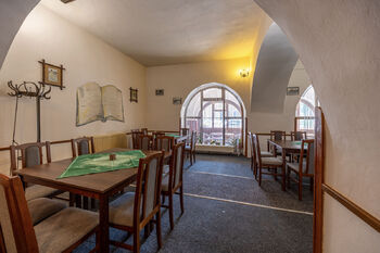 Pronájem restaurace 500 m², Opočno