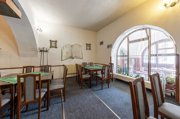 Pronájem restaurace 500 m², Opočno