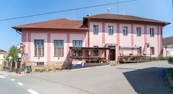 Prodej domu 500 m², Svinaře