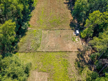 Prodej pozemku 1539 m², Záluží