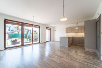 Pronájem domu 133 m², Praha 10 - Pitkovice