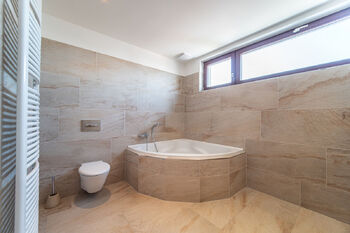 Pronájem domu 133 m², Praha 10 - Pitkovice