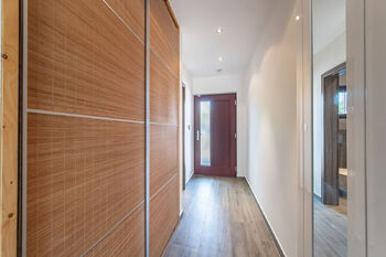 Pronájem domu 133 m², Praha 10 - Pitkovice