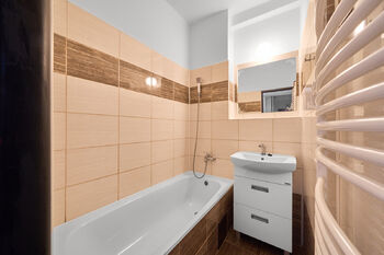 Prodej bytu 2+1 v osobním vlastnictví 58 m², Náchod