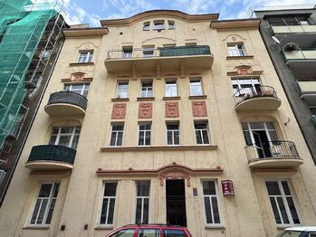 Pronájem bytu 1+kk v osobním vlastnictví 45 m², Děčín