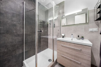 Prodej bytu 3+kk v osobním vlastnictví 66 m², Praha 4 - Chodov