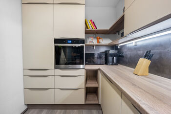 Prodej bytu 3+kk v osobním vlastnictví 66 m², Praha 4 - Chodov