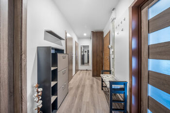 Prodej bytu 3+kk v osobním vlastnictví 66 m², Praha 4 - Chodov