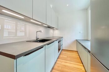 Pronájem bytu 2+kk v osobním vlastnictví 51 m², Praha 4 - Michle