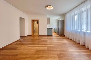 Pronájem bytu 2+kk v osobním vlastnictví 51 m², Praha 4 - Michle