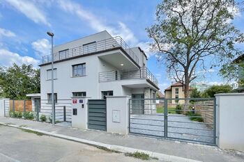 Pronájem bytu 2+kk v osobním vlastnictví 51 m², Praha 4 - Michle