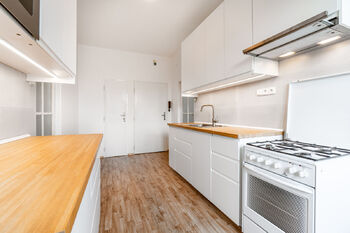 Pronájem bytu 2+kk v osobním vlastnictví 55 m², Praha 6 - Dejvice