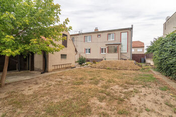 Prodej domu 190 m², Kostice