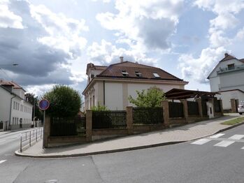 Pronájem bytu 2+kk v osobním vlastnictví 50 m², Praha 5 - Zbraslav