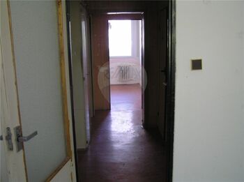 detail chodba - Prodej bytu 4+1 v osobním vlastnictví 61 m², Praha 4 - Lhotka